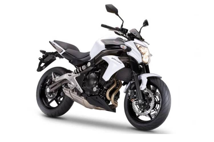 Kawasaki ER6 N Motorcycle Rental in Dubrovnik